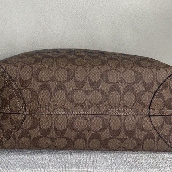 Coach City Tote In Signature Canvas With Halloween - Picture 4 of 7